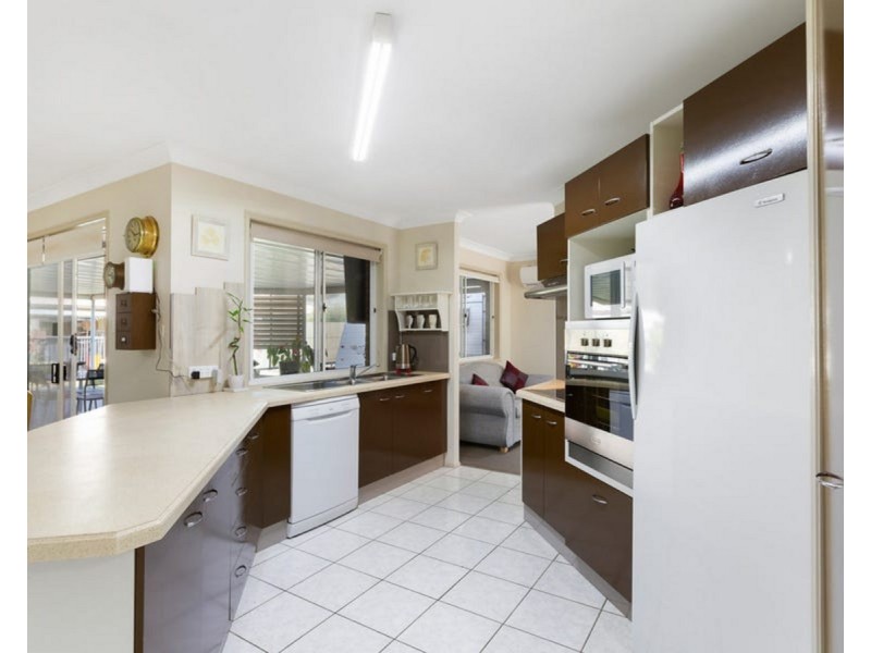 16 Spruce Avenue, Victoria Point QLD 4165