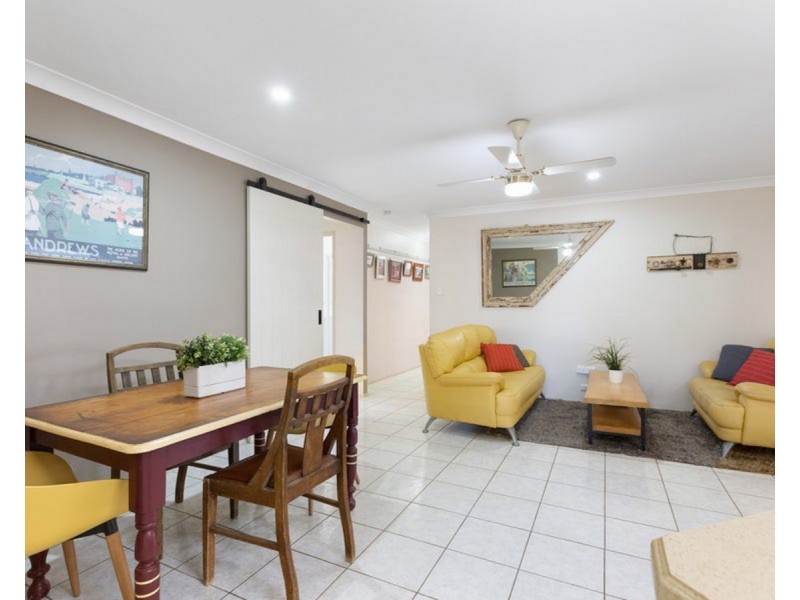 16 Spruce Avenue, Victoria Point QLD 4165