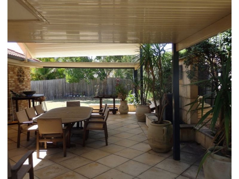 4 Holborn Court, Alexandra Hills QLD 4161