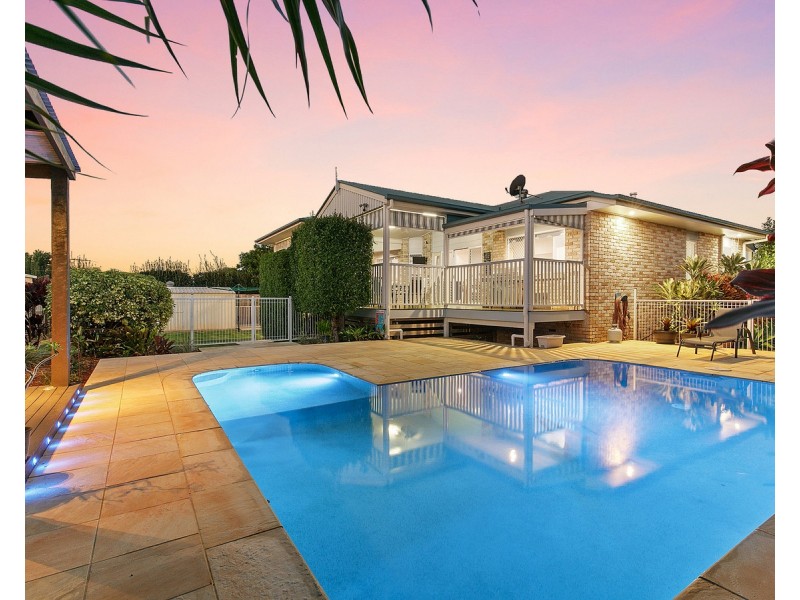 5 Braemar Court, Redland Bay QLD 4165