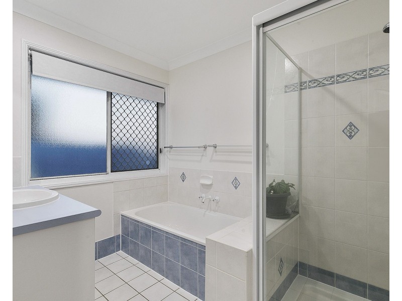 5 Braemar Court, Redland Bay QLD 4165