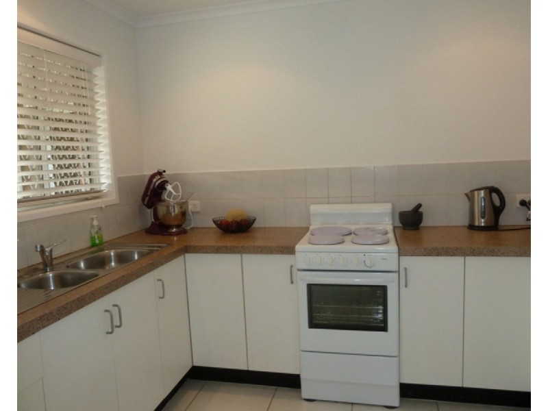 2/80 Ferry Road, Thorneside QLD 4158
