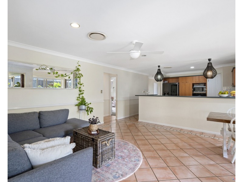 5 Lomond Place, Victoria Point QLD 4165