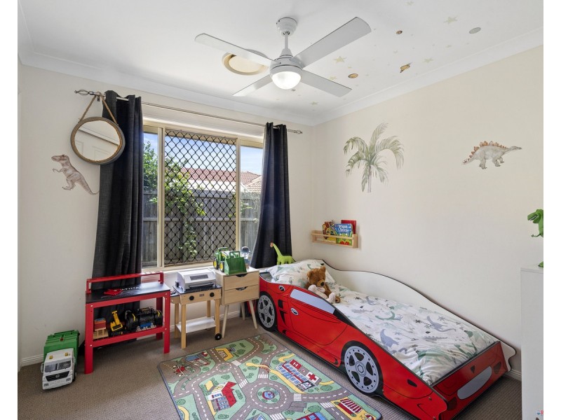 5 Lomond Place, Victoria Point QLD 4165