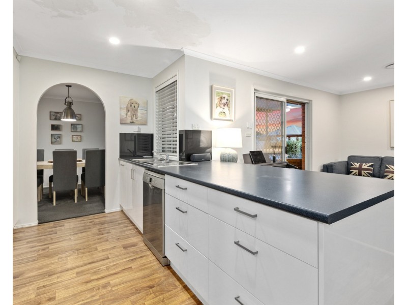 17 Greystoke Place, Alexandra Hills QLD 4161