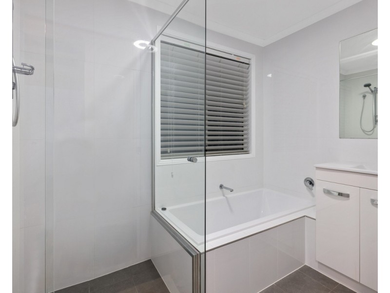 17 Greystoke Place, Alexandra Hills QLD 4161