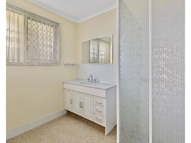 48 Ocean Street, Cleveland QLD 4163