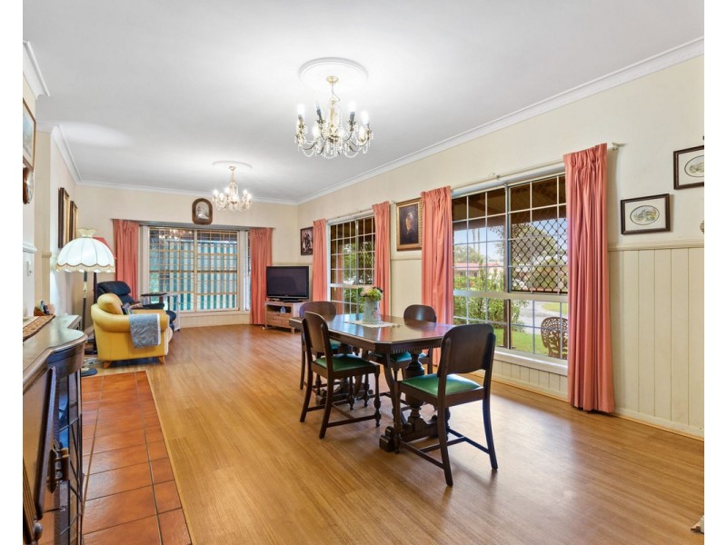 4 Cheshire Street, Victoria Point QLD 4165