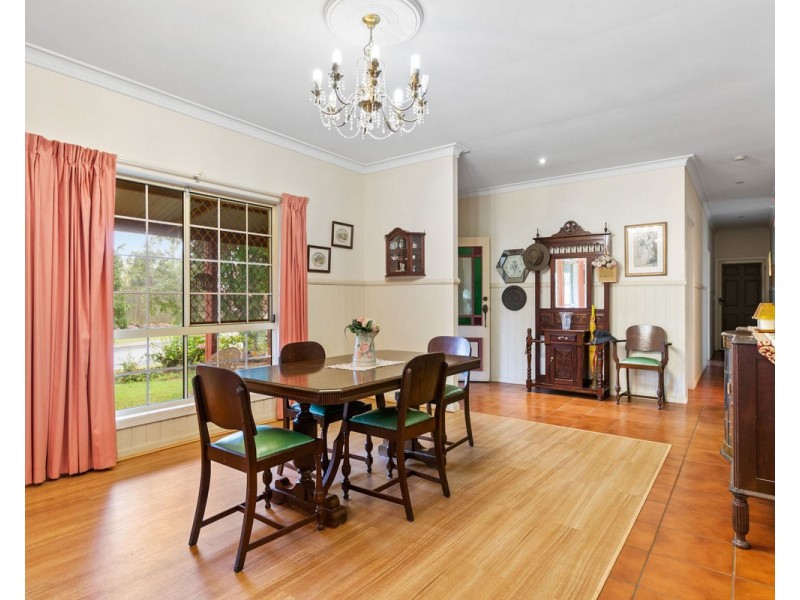 4 Cheshire Street, Victoria Point QLD 4165