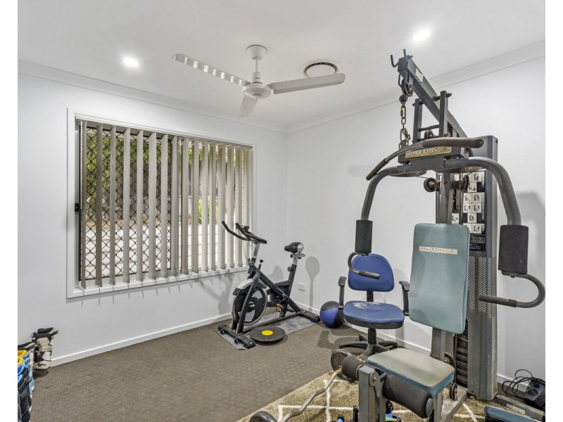 5 Glenhaven Street, Redland Bay QLD 4165