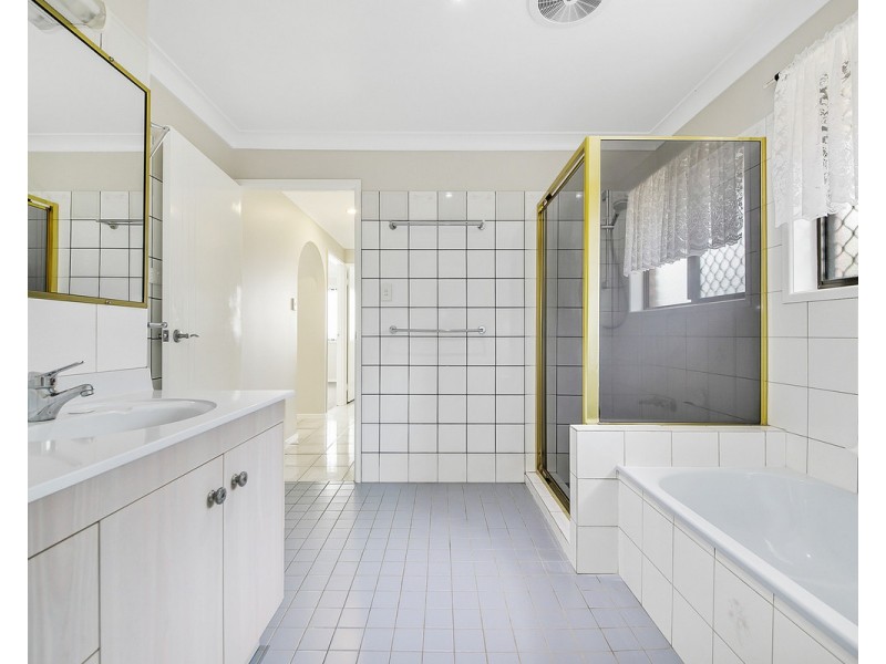 73-75 Langdon Street, Cleveland QLD 4163