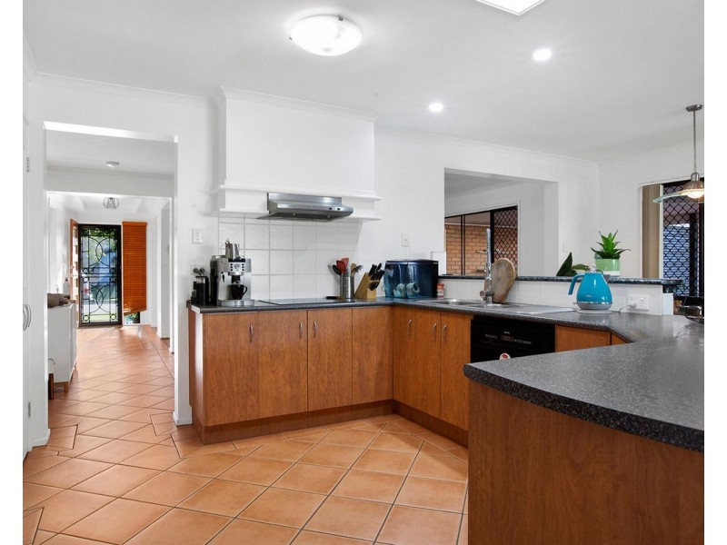 84 Hilliards Park Drive, Wellington Point QLD 4160