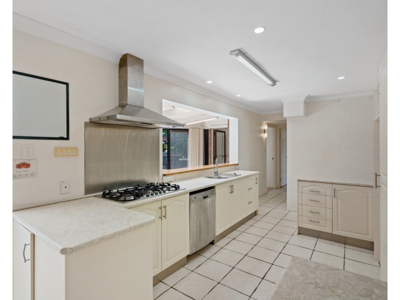 13 Beenwerrin Crescent, Capalaba QLD 4157