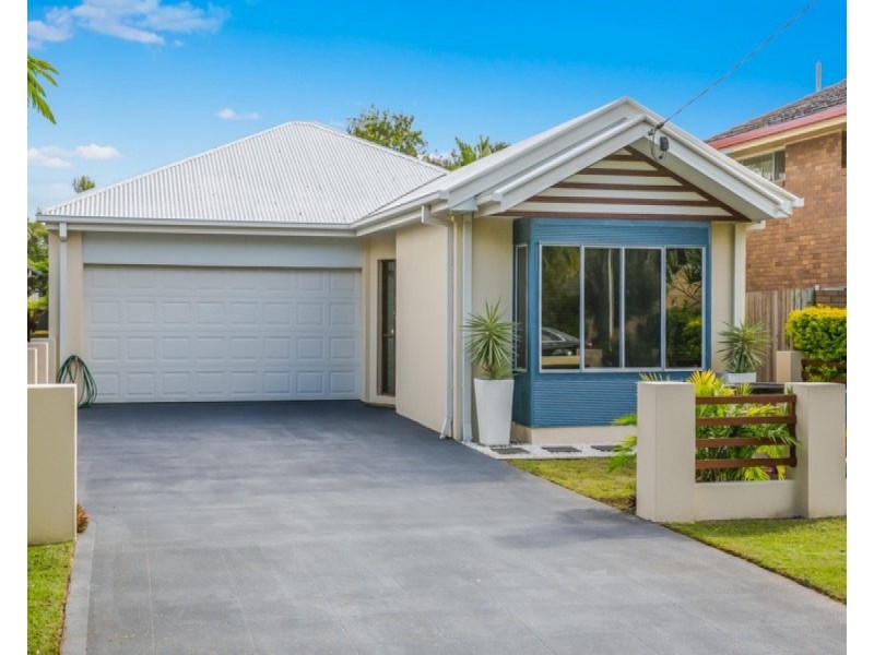 36 Thomas Street, Birkdale QLD 4159