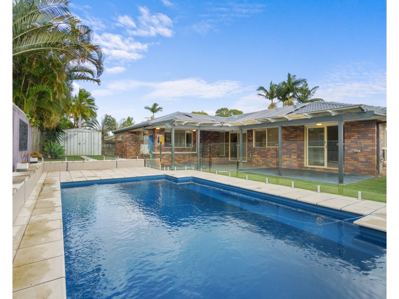 4 Goldcrest Court, Birkdale QLD 4159