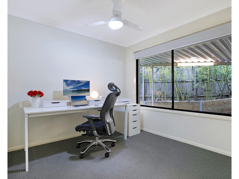 27 Ransom Place, Wakerley QLD 4154