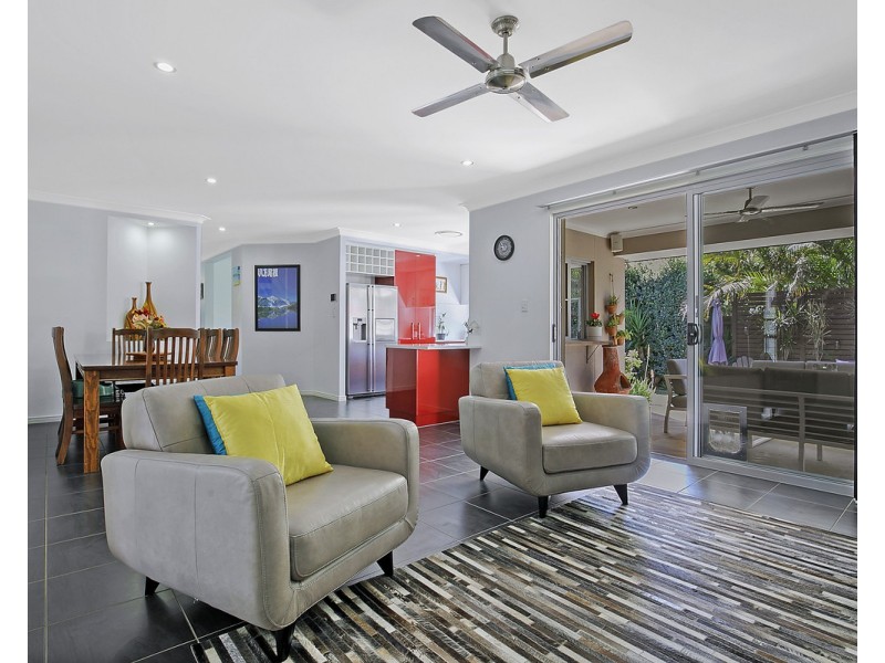29 Schooner Circuit, Manly West QLD 4179
