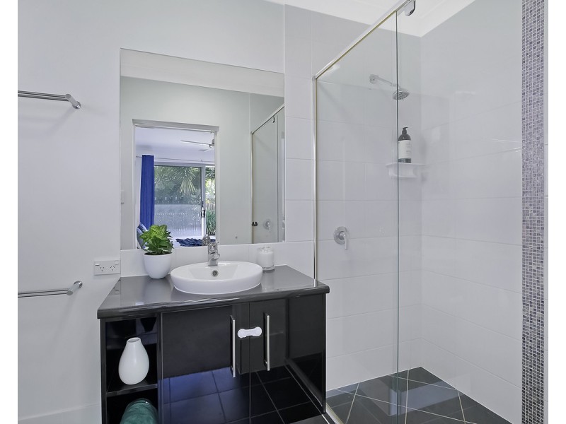 29 Schooner Circuit, Manly West QLD 4179