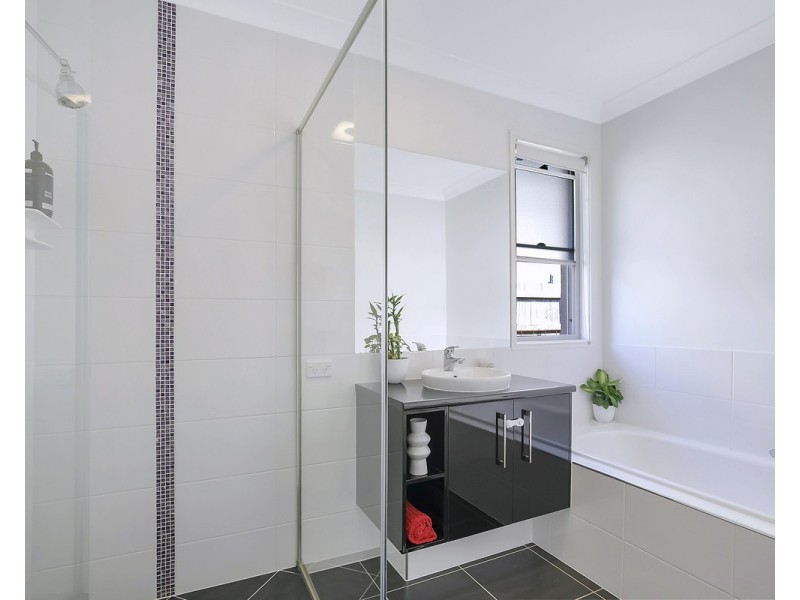 29 Schooner Circuit, Manly West QLD 4179