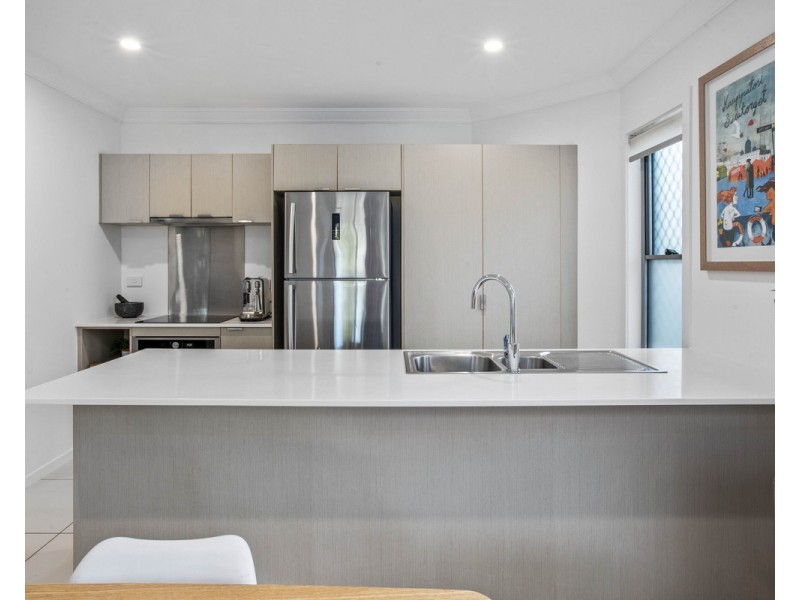 1/11 Elliot Street, Norman Park QLD 4170