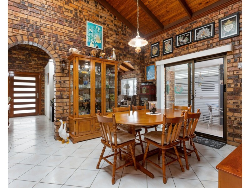 9 Anne Marie Court, Victoria Point QLD 4165