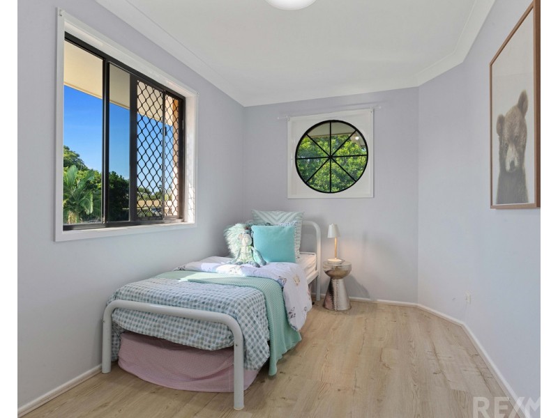 6 Templar Street, Wynnum West QLD 4178