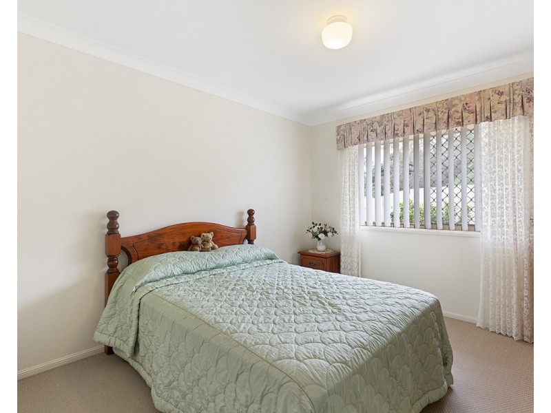 15 Scampi Place, Redland Bay QLD 4165