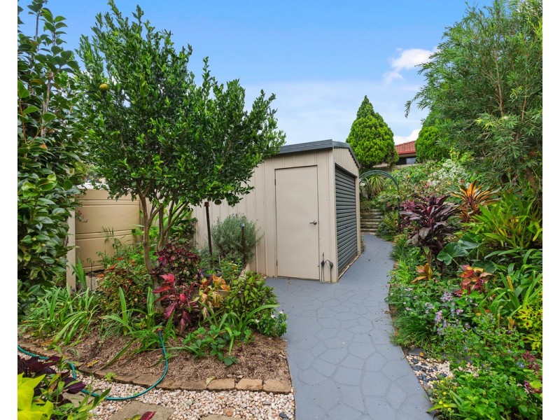 15 Scampi Place, Redland Bay QLD 4165