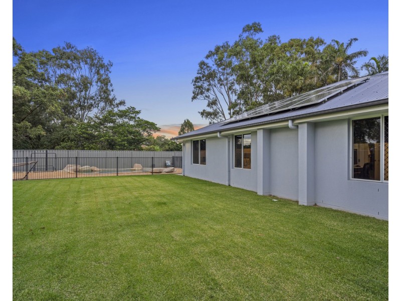 37 Cumberland Drive, Alexandra Hills QLD 4161