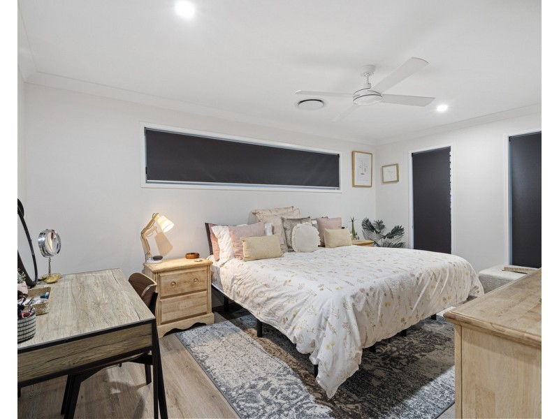 37 Cumberland Drive, Alexandra Hills QLD 4161