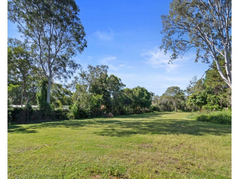 1128 New Cleveland Road, Gumdale QLD 4154