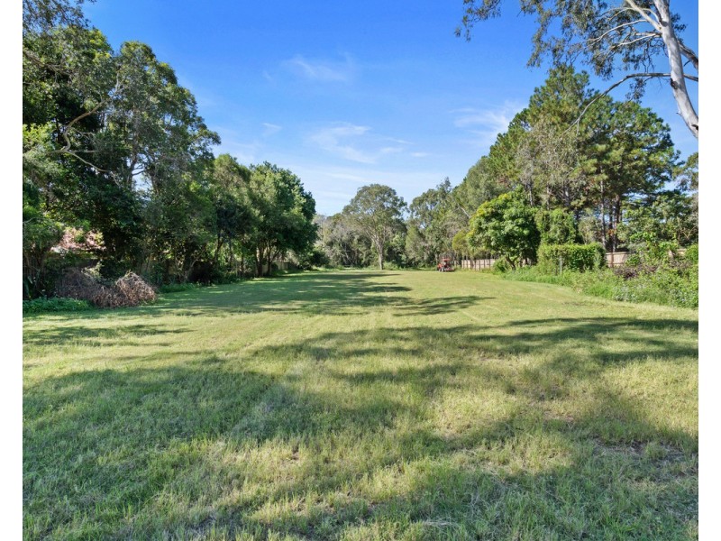 1128 New Cleveland Road, Gumdale QLD 4154