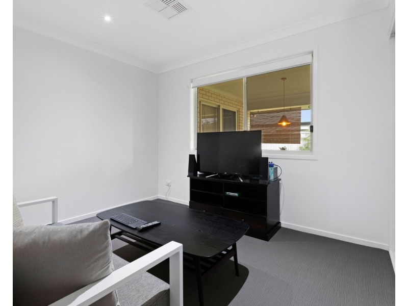 21 Willis Close, Redland Bay QLD 4165