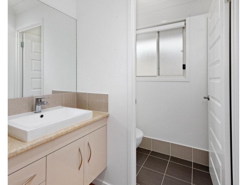 21 Willis Close, Redland Bay QLD 4165