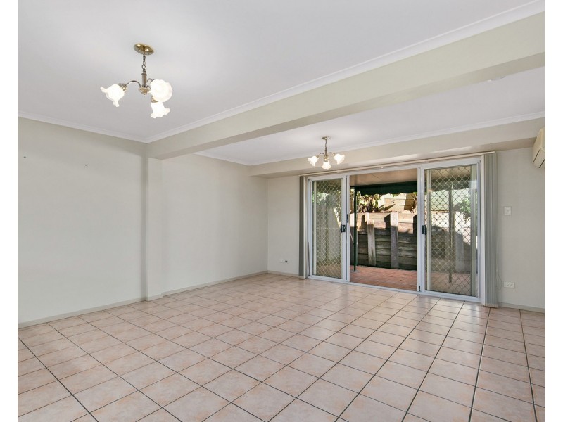 2/89 Richmond Road, Morningside QLD 4170