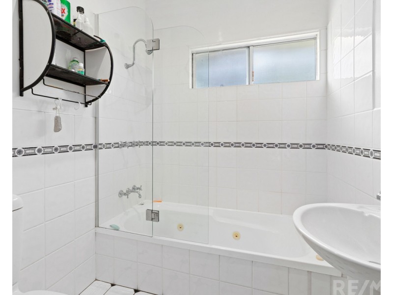 128 Majestic Outlook, Seven Hills QLD 4170