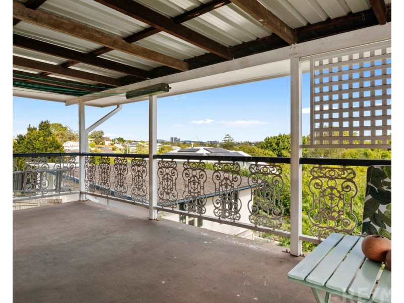 128 Majestic Outlook, Seven Hills QLD 4170