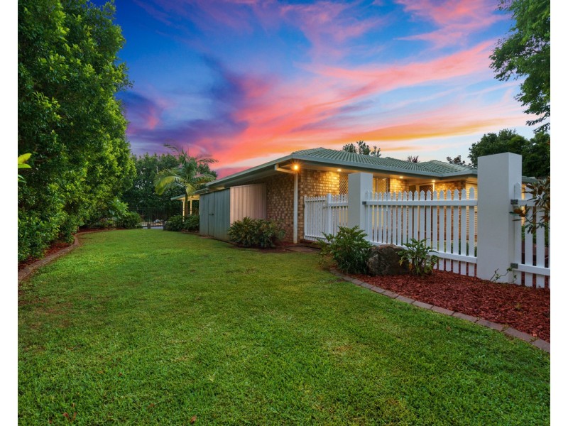 52 Charles Canty Drive, Wellington Point QLD 4160