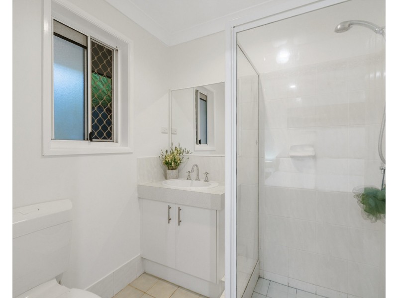 52 Charles Canty Drive, Wellington Point QLD 4160