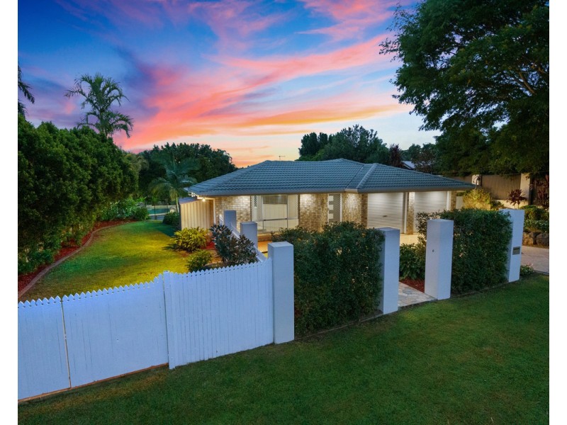 52 Charles Canty Drive, Wellington Point QLD 4160