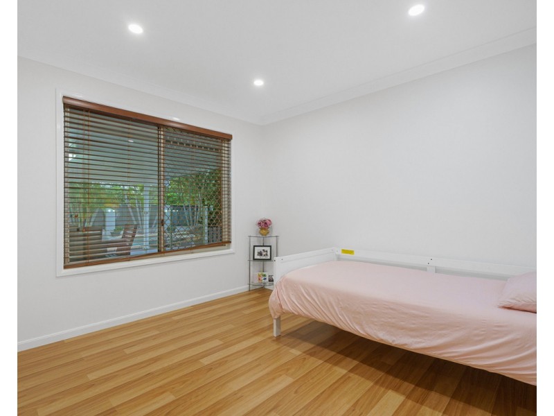 52 Charles Canty Drive, Wellington Point QLD 4160