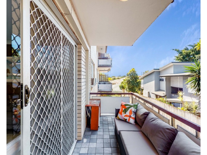 2/10 Rogoona Street, Morningside QLD 4170