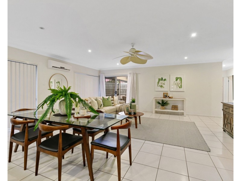 2 Peregian Close, Manly West QLD 4179