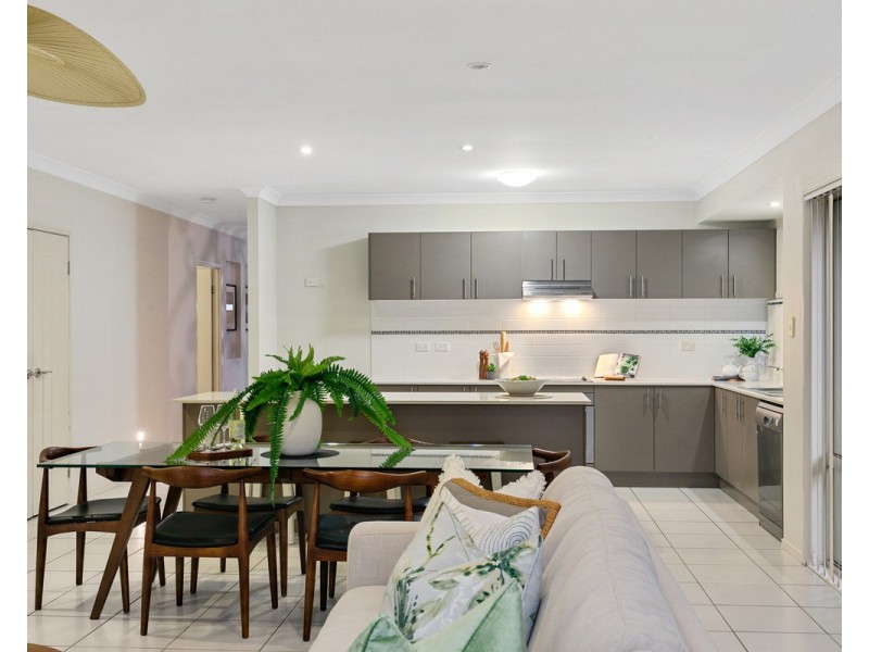 2 Peregian Close, Manly West QLD 4179