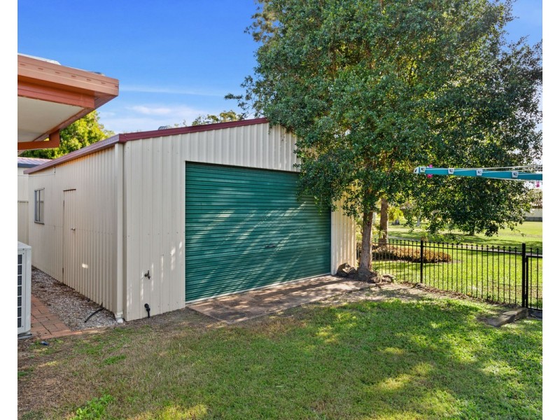 11 Grandis Crescent, Victoria Point QLD 4165