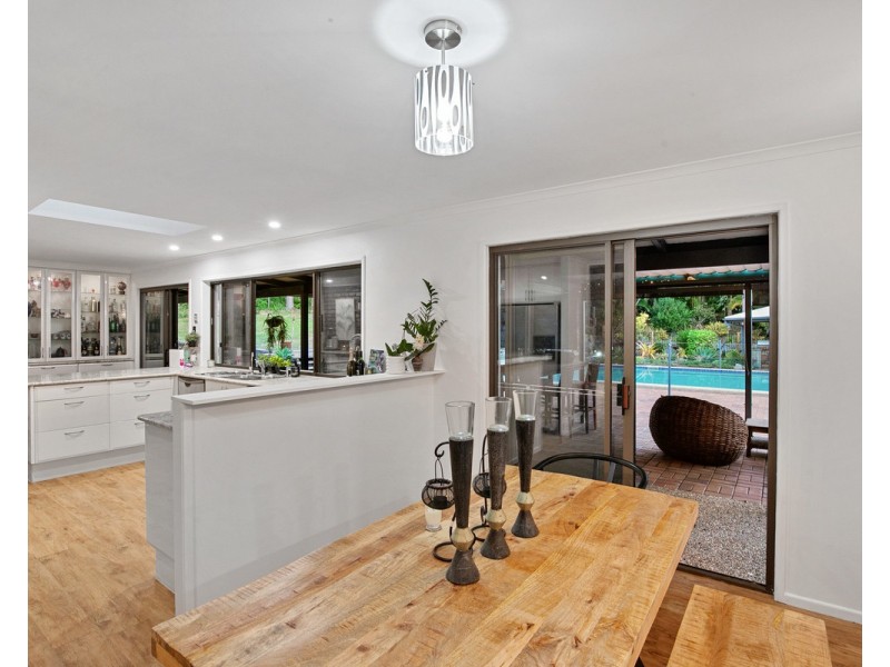 91-95 Winston Road, Sheldon QLD 4157