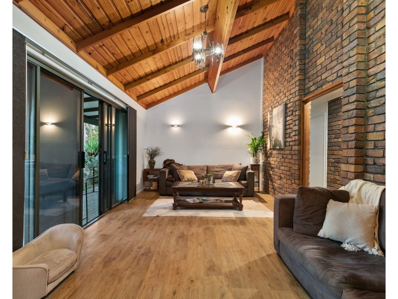91-95 Winston Road, Sheldon QLD 4157