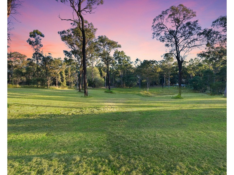 91-95 Winston Road, Sheldon QLD 4157