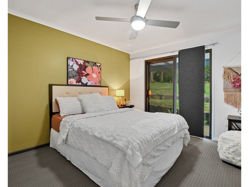 91-95 Winston Road, Sheldon QLD 4157