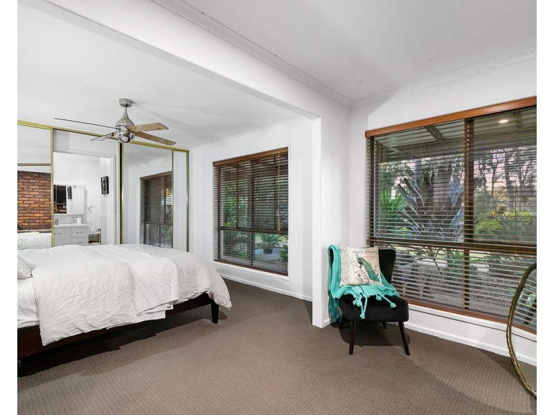 91-95 Winston Road, Sheldon QLD 4157